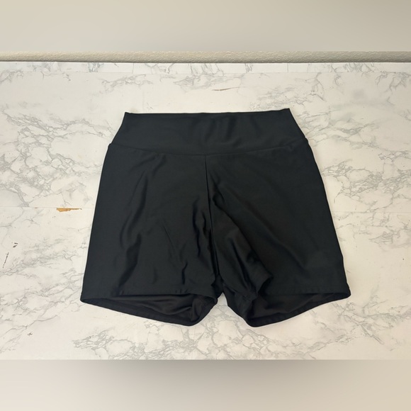 Hapari Pants - Hapari Women's Size L Black Shorts High Waist Bike Pull On​